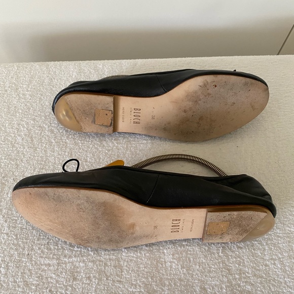 Black leather Bloch ballet flats. Sz 38. - Picture 3 of 9